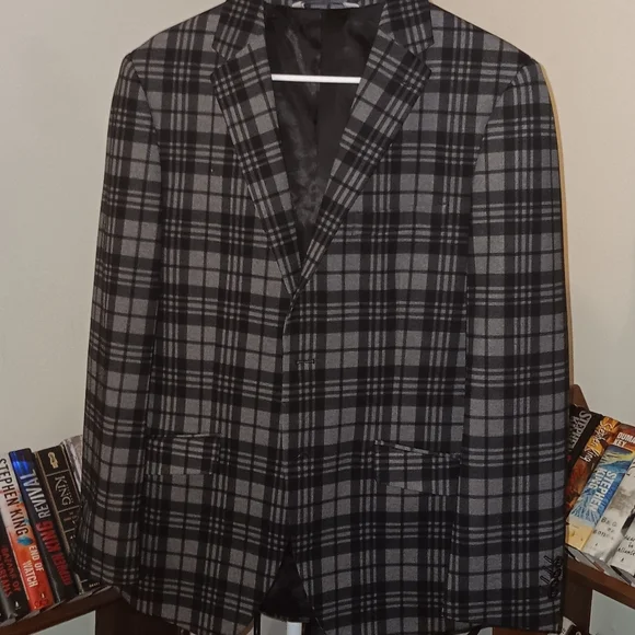 Friday Threads Suits Blazers Mens Plaid Black And Grey Suit